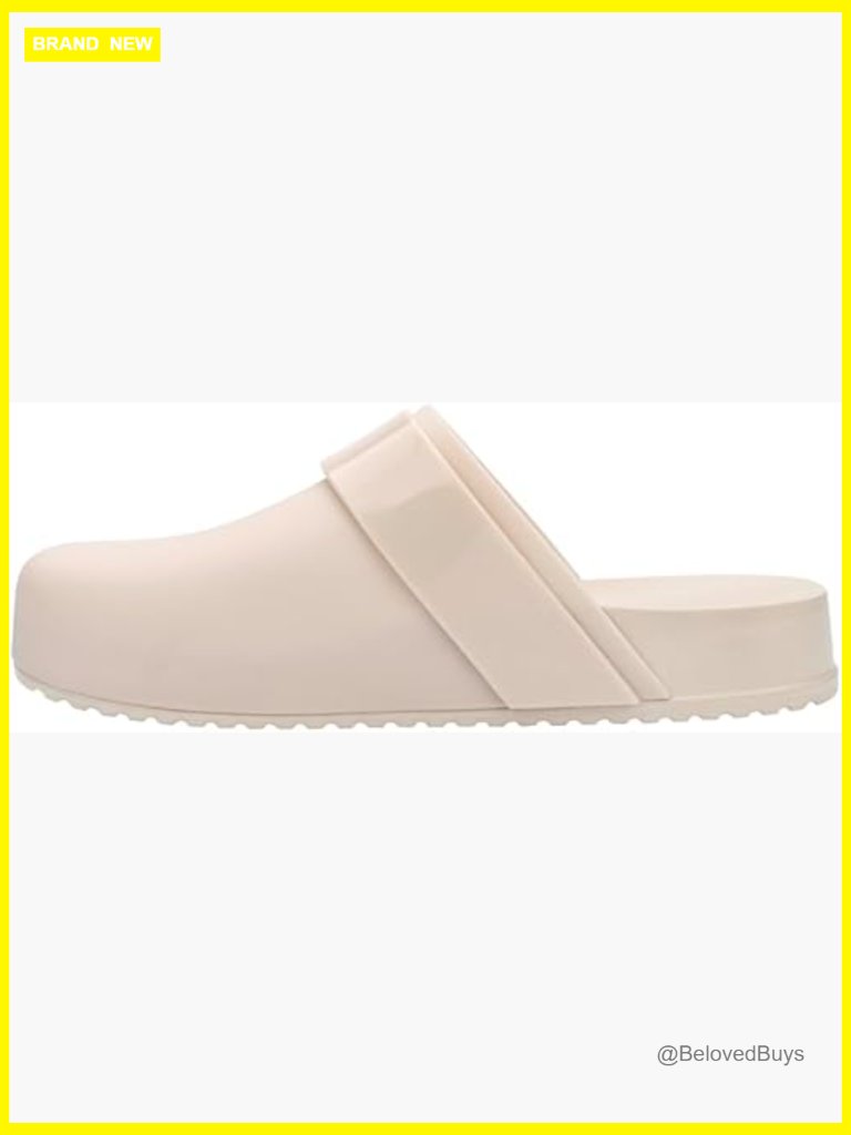 Lightweight Water-Resistant Vegan Clog Sandals Cushioned